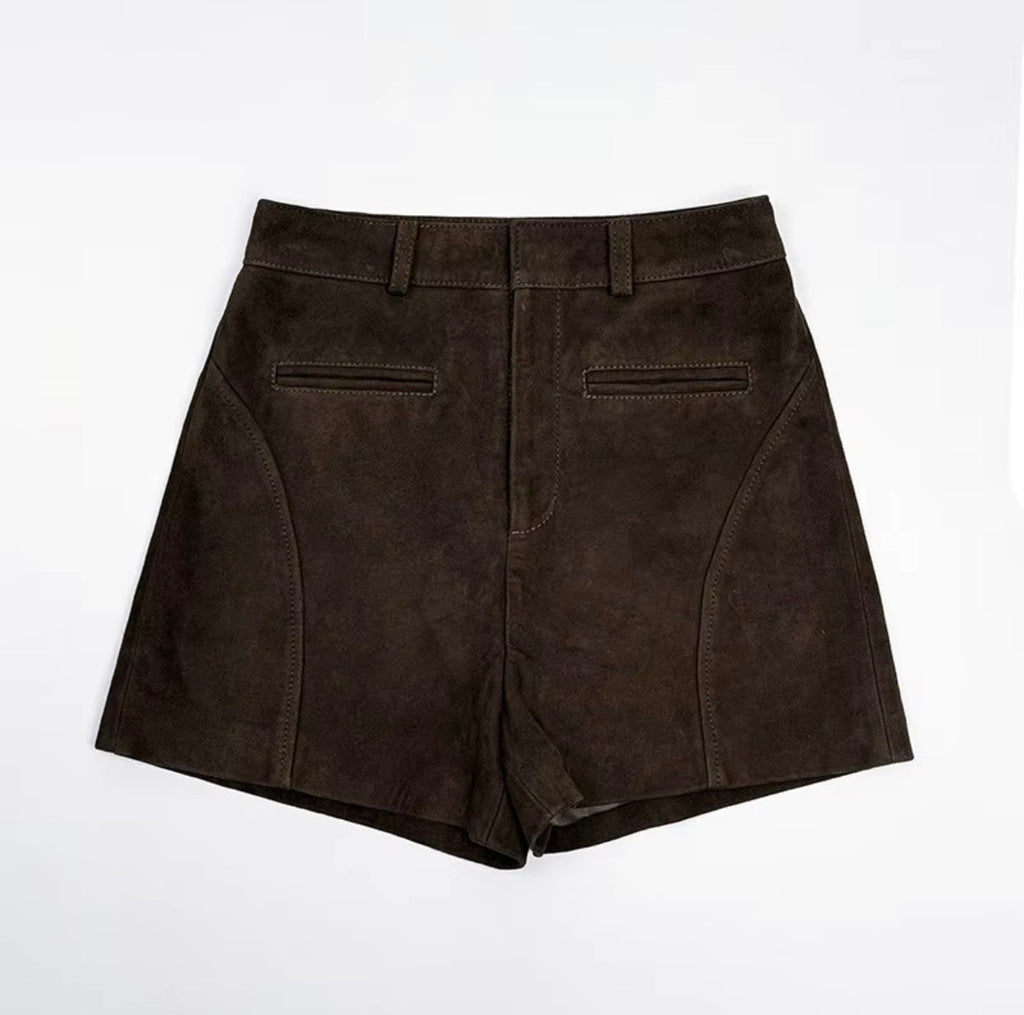 The MAMI LEATHER SHORTS