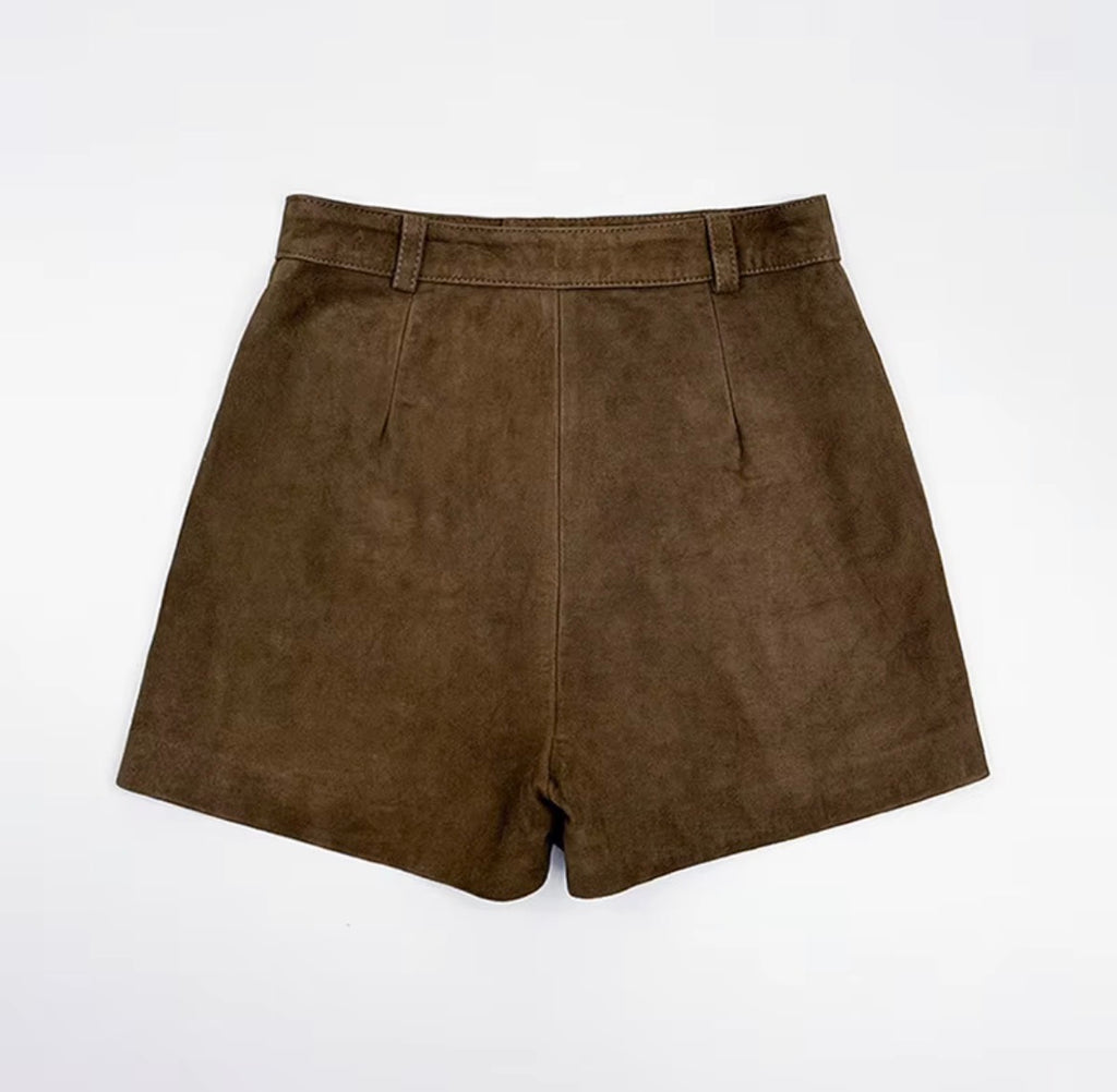 The MAMI LEATHER SHORTS